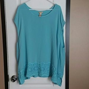 Sleeveless dress blouse